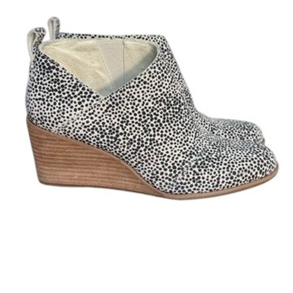 TOMS Wedge Booties Black White Dot Print Women’s Size 8 - Picture 1 of 5